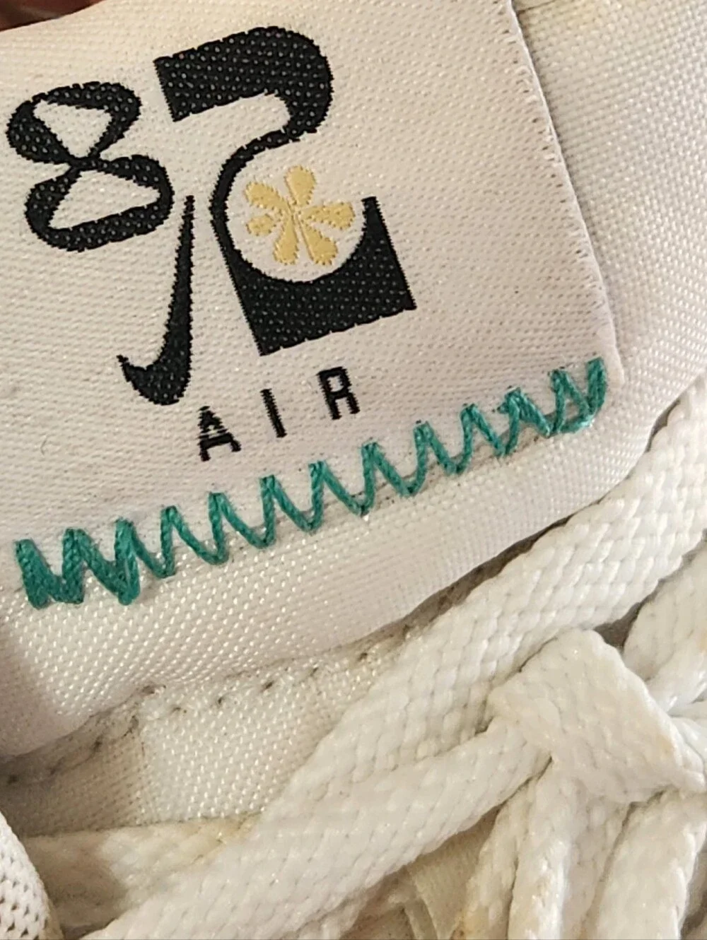 NIKE AIR FORCE 1 HIGH SE '82 Neptune Green Sneakers